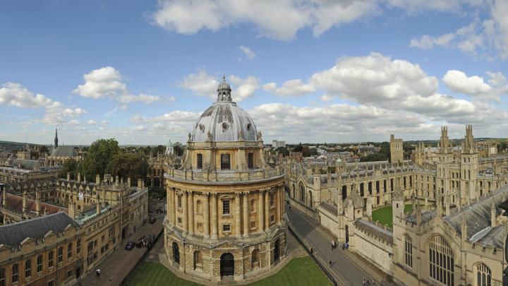 Five Harvard seniors and one graduate will attend Oxford University in October 2014.