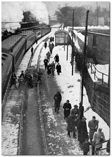 1946: Students housed at Fort Devens arrive by train at Porter Square, Cambridge.
