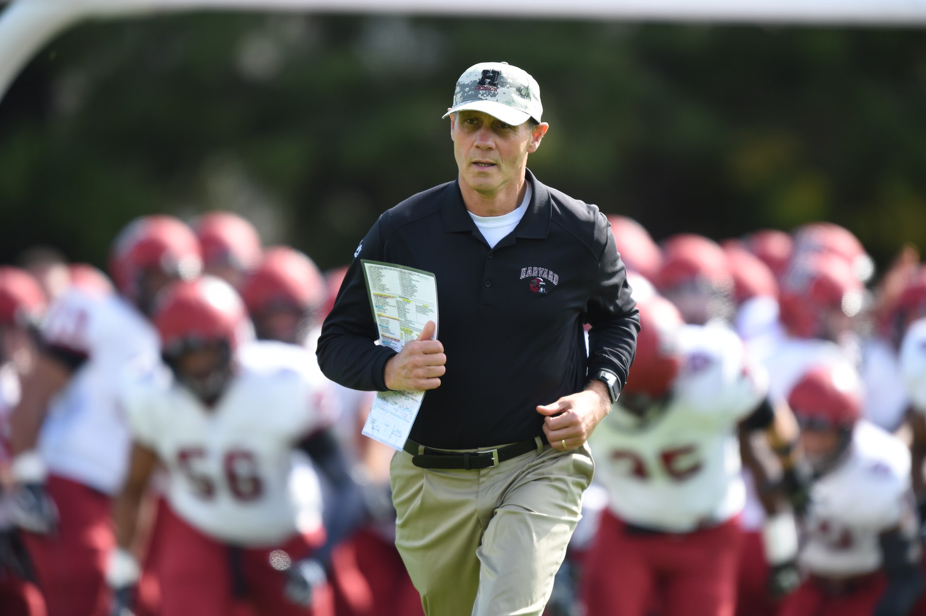 Crimson Football 2016: Harvard 32, Brown 22 | Harvard Magazine