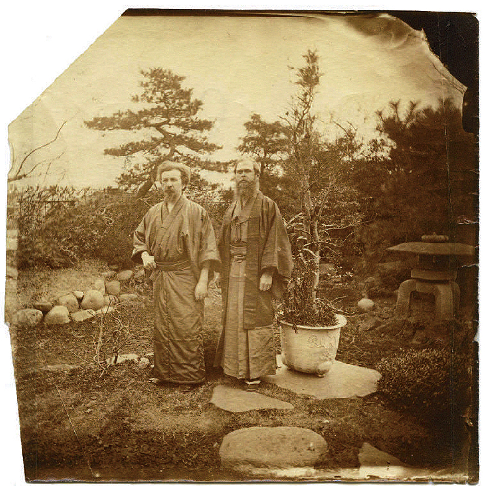Photo of Lyman and geologist Henry Munroe in garden of Lyman’s Tokyo house