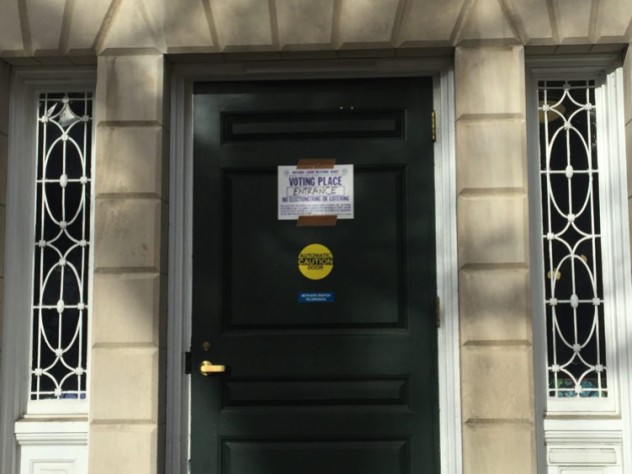 Photo of polling sign at Phillips Brooks House