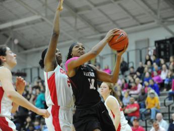 Destiny Nunley ’17 scored 15 points and shot 7-11 from the field against Brown last Saturday to help the Harvard women’s basketball team win its sixth consecutive game.