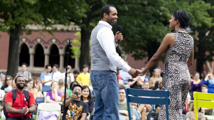 <i>Porgy and Bess</i> ensemble members Nathaniel Stampley (on left) and Alicia Hall Moran sang "Bess You Is My Woman Now," outside the Science Center during the production’s run at the ART.