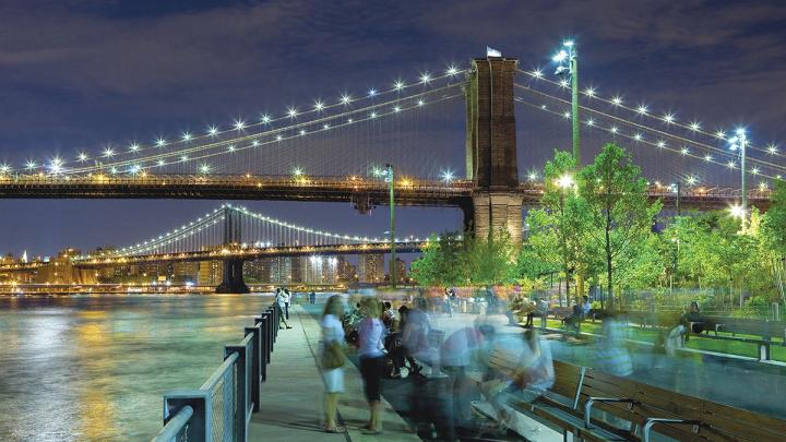 On Pier 1: carefully designed and sited lighting along the water&rsquo;s edge