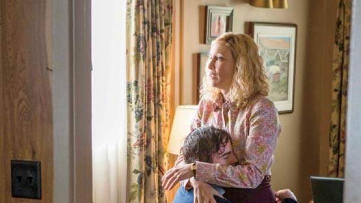 The show also explores the identity of Norma Bates, “a really iconic character in American cinema,” Cuse says,” that we knew virtually nothing about.”